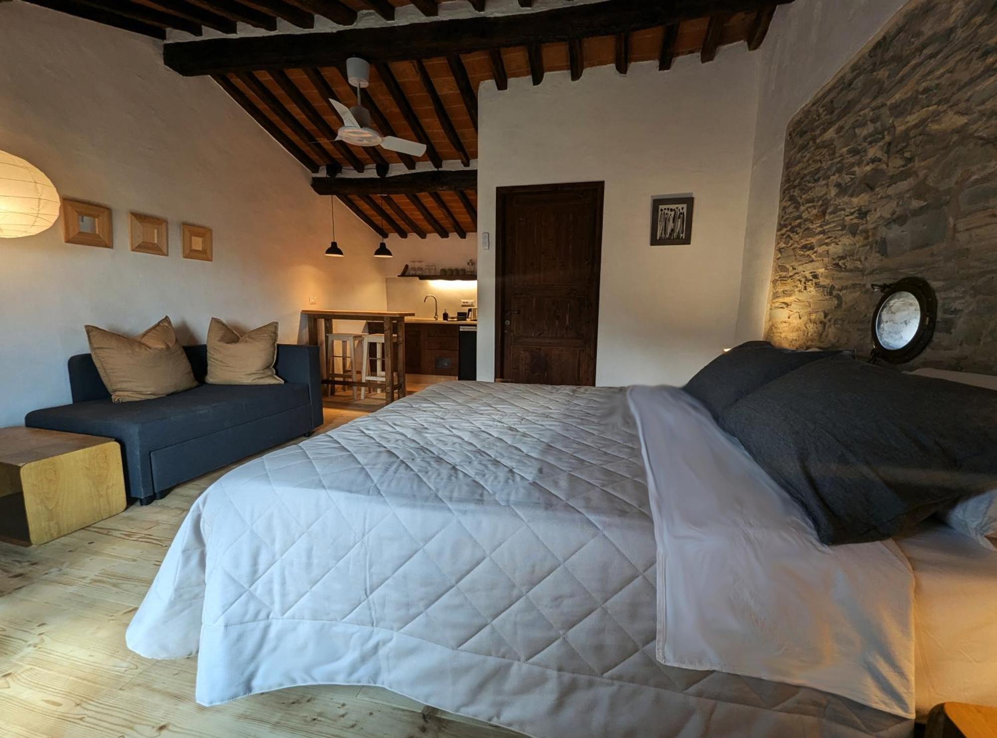 Il Palazzo, Le Fornaci Hotel Sassetta Kültér fotó